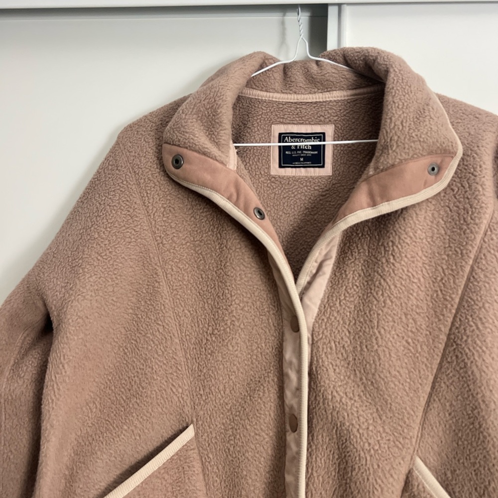 Abercrombie & Fitch Pink Teddy Jacket - Picture 2 of 3